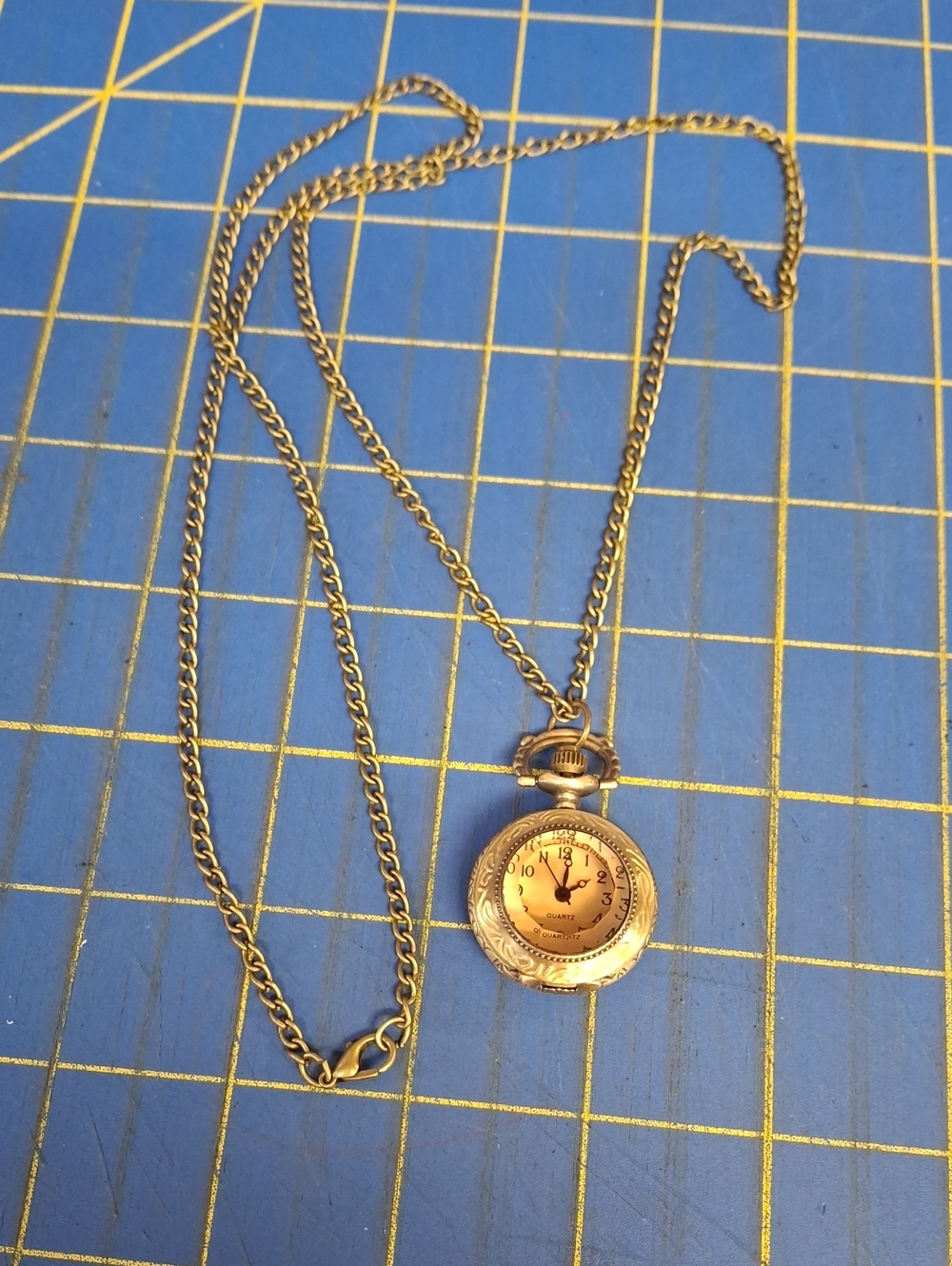 Gold Pocket Watch Pendant Necklace 32" Chain Antique Gold